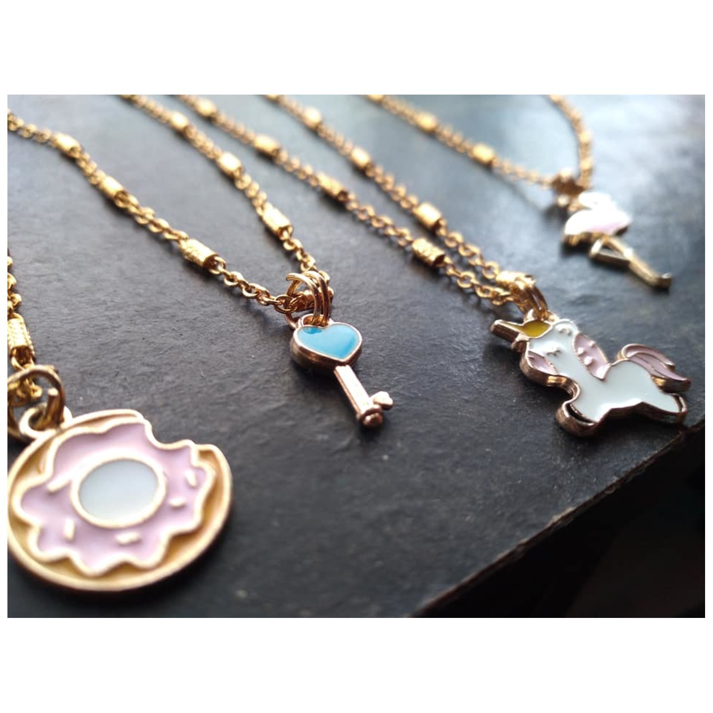 Hand Painting chain 