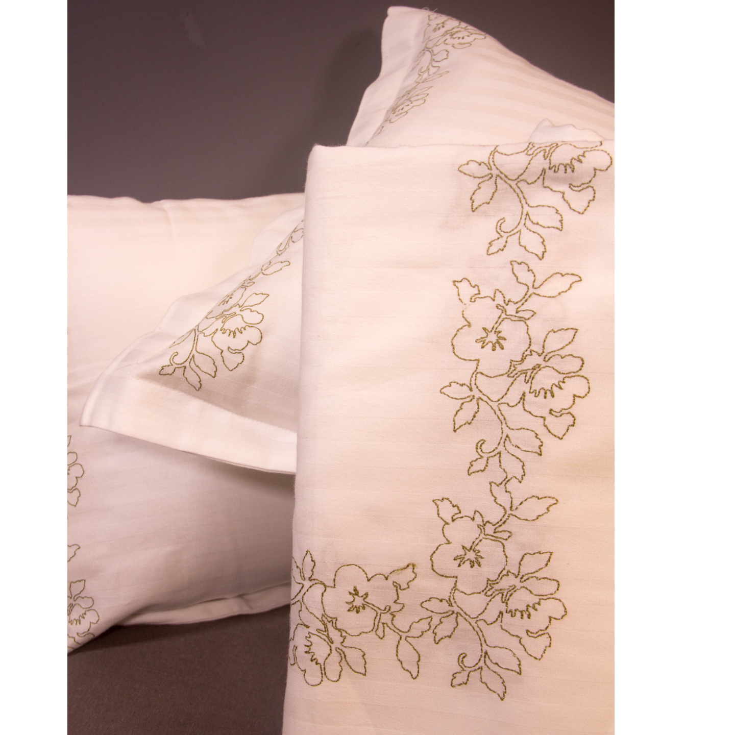 White Cotton Embroidered Bed Sheets with Pillow Covers