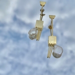 Oval Baroque Pearl Dangers- Mini