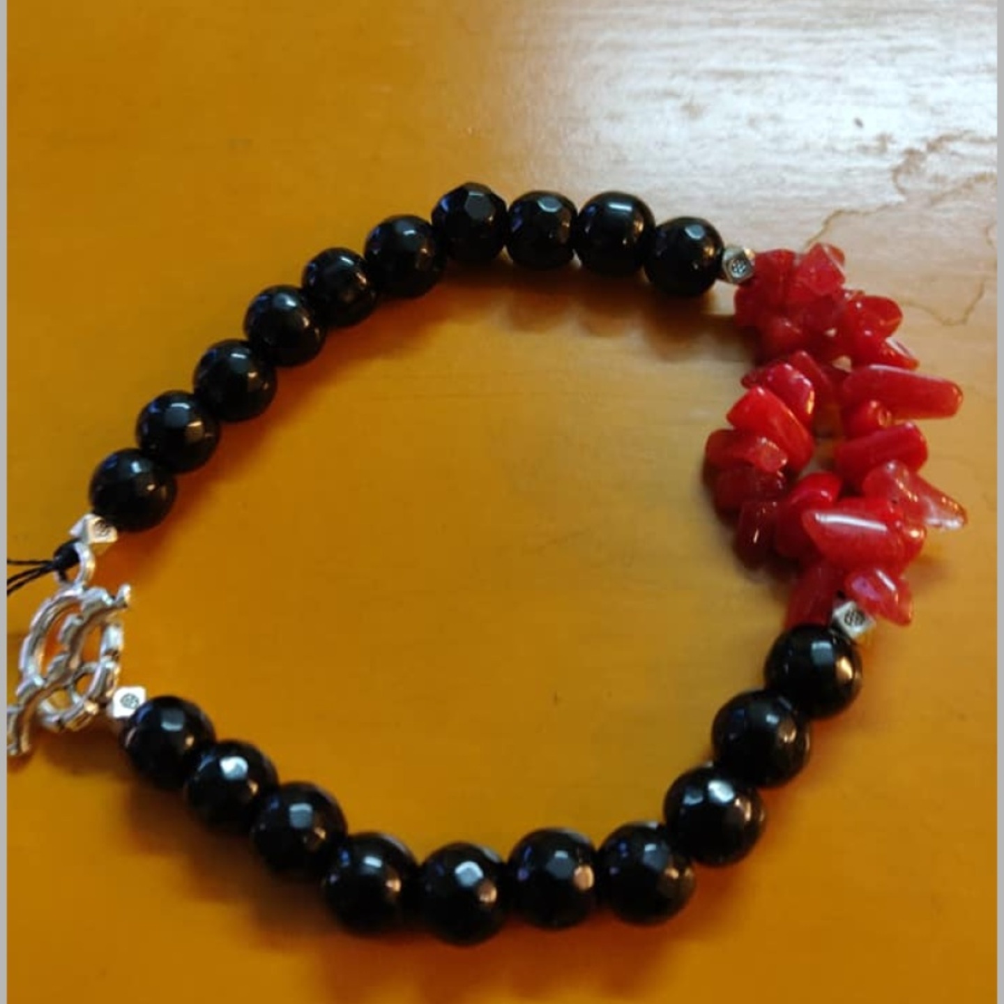 Semi-precious beads bracelet