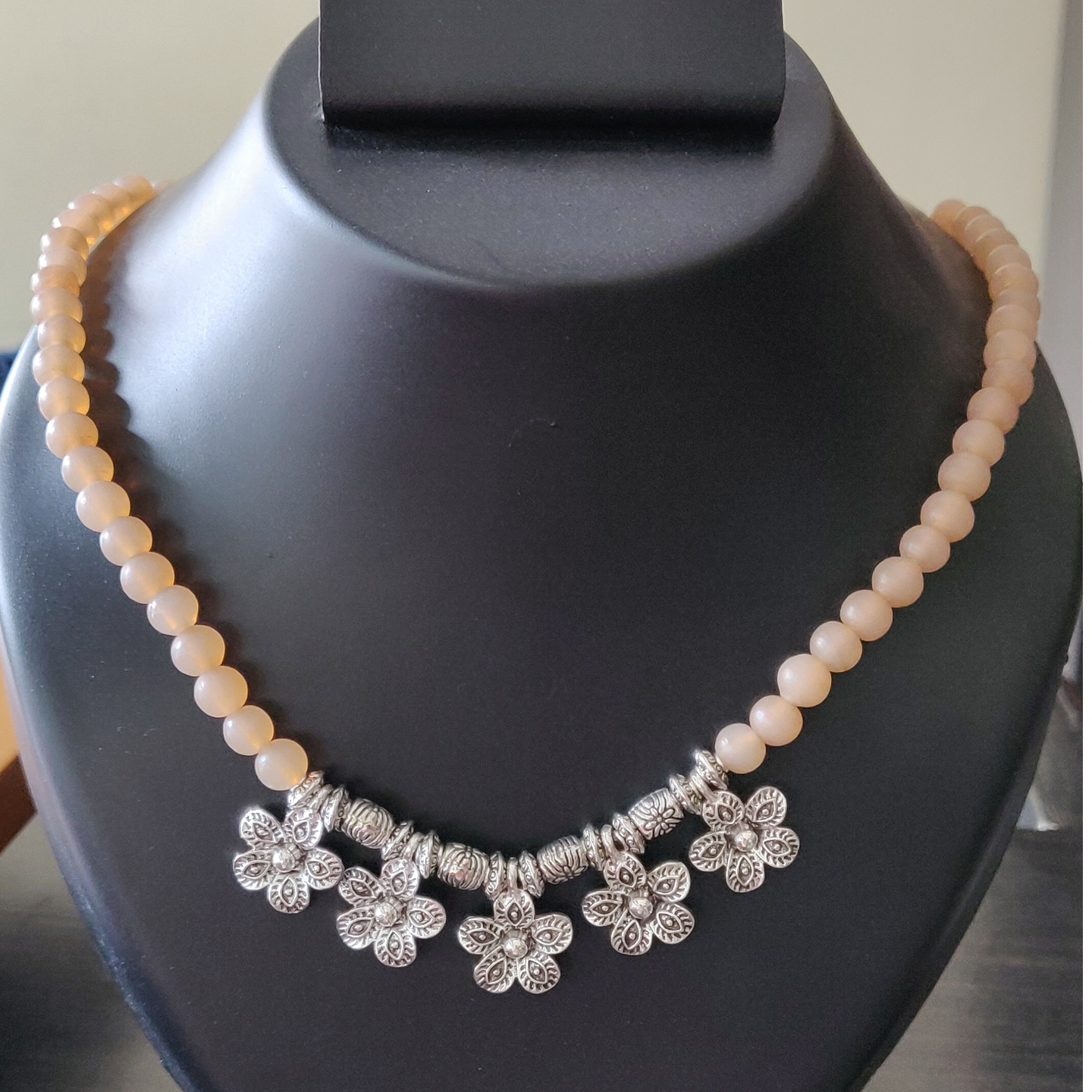 Semi precious beads necklace