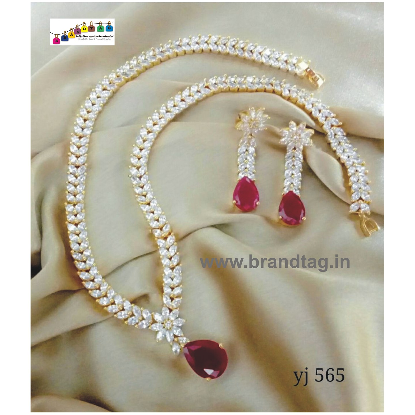 Special Navratri Collection...Eye pleasing Long Diamond Necklace Set!! 