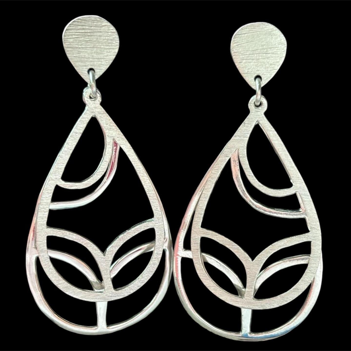 Petal Silver Earrings
