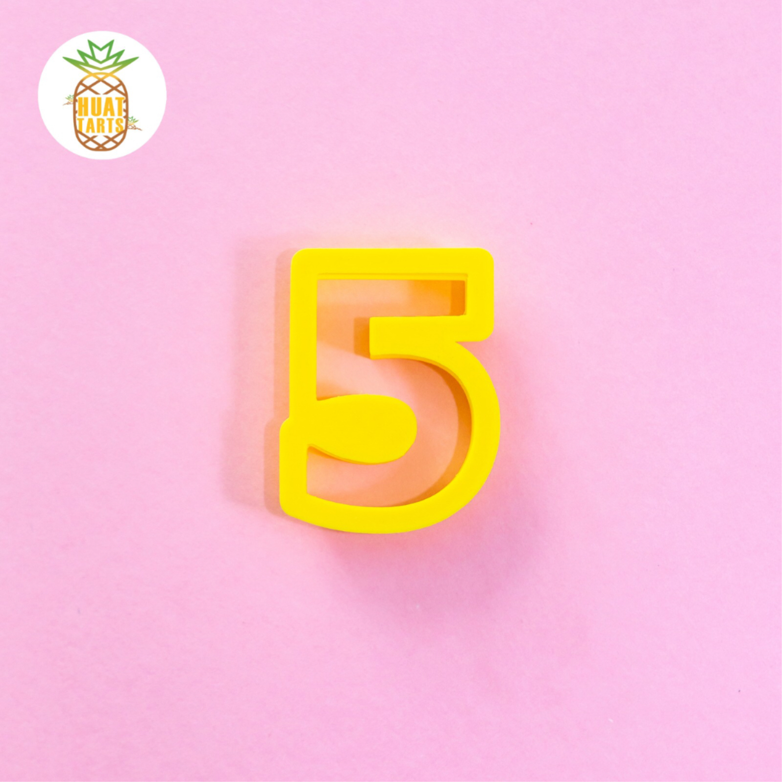 Number 5 cookie cutter 