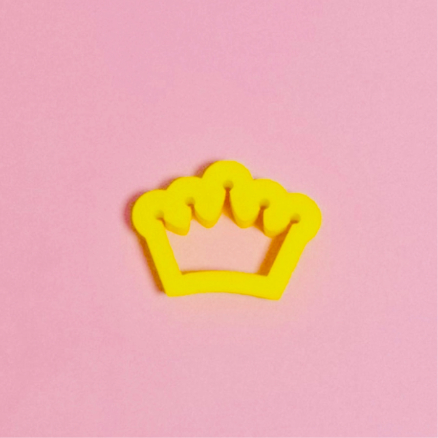 Crown cookie cutter