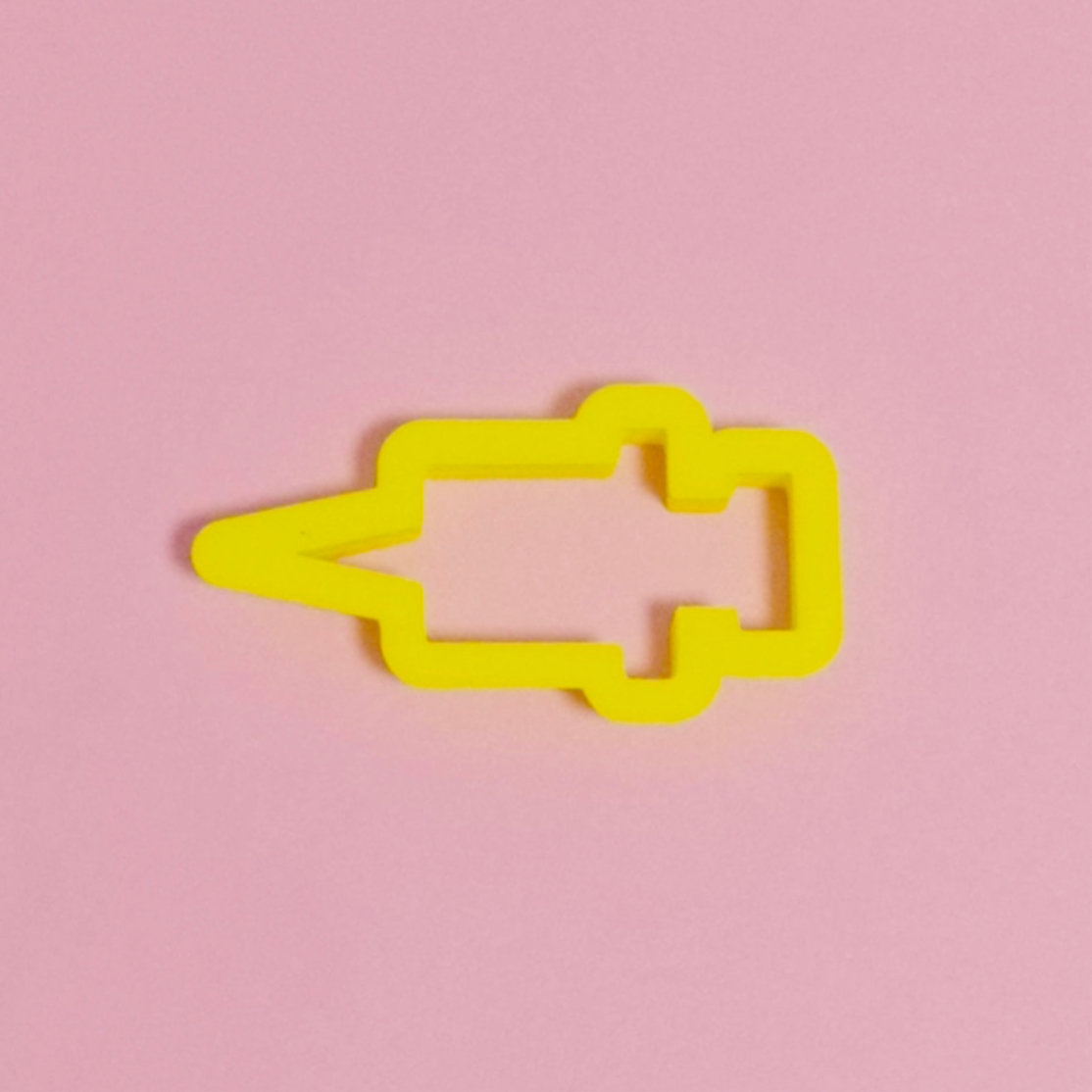 Syringe cookie cutter