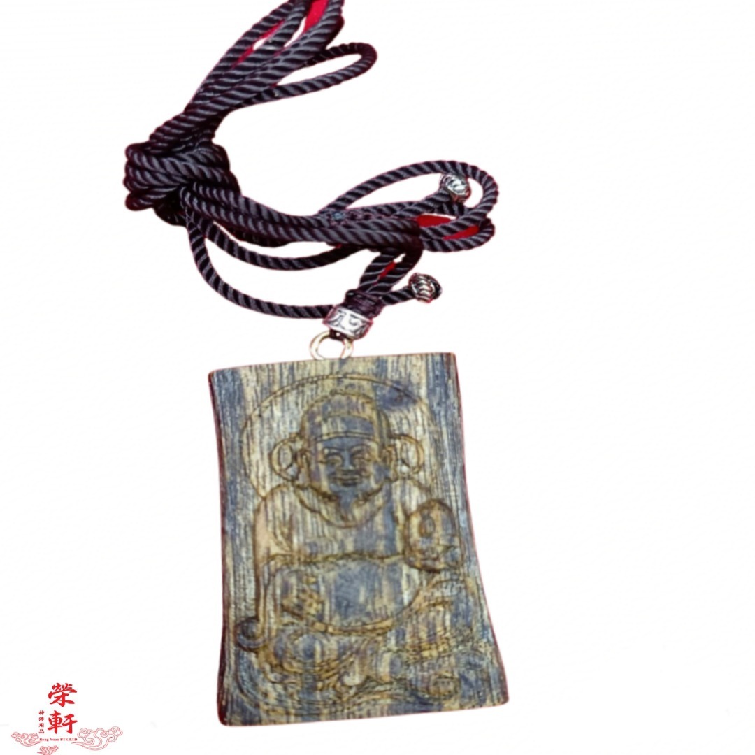 Kynam Agarwood Fortune God pendant 