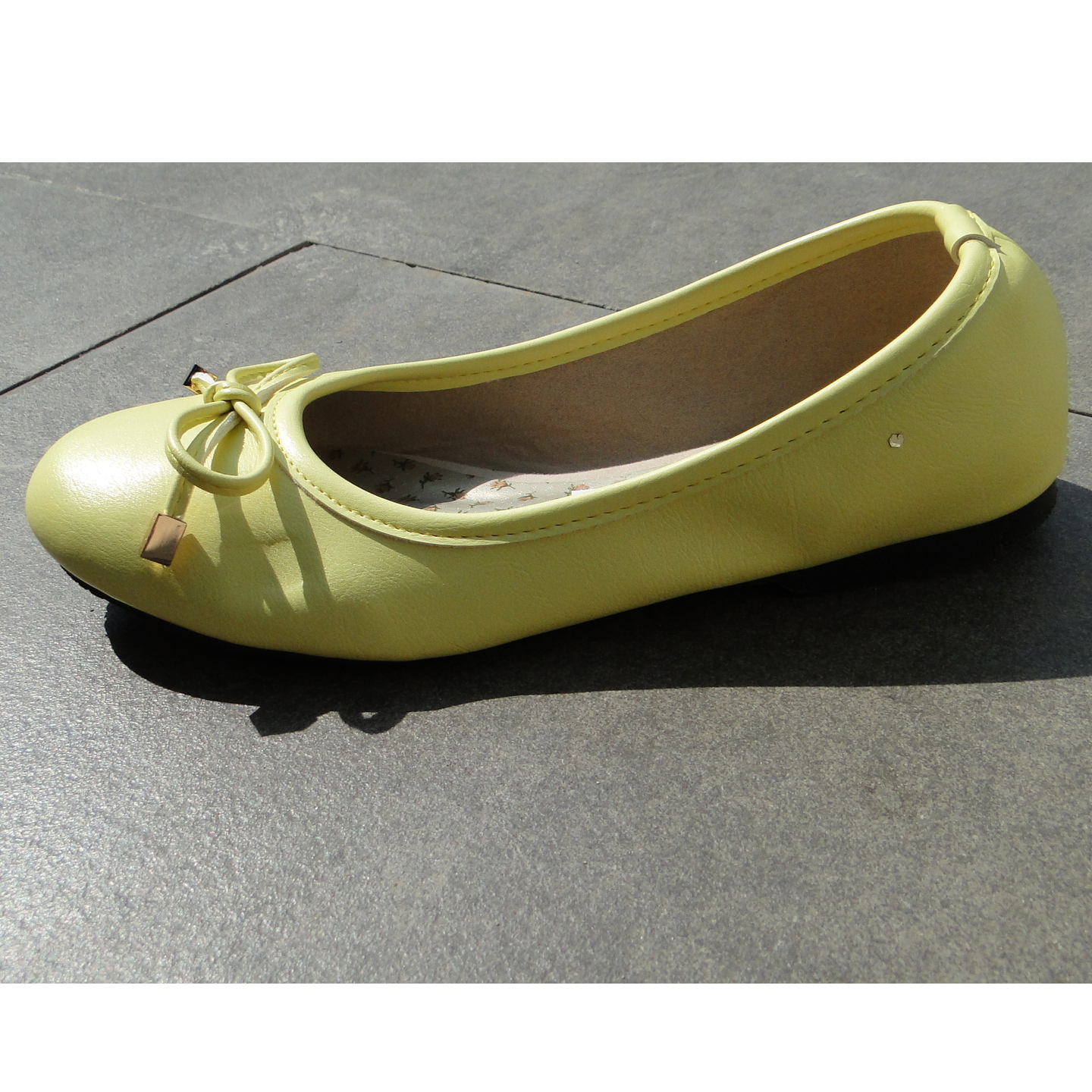 Lime green Ballerina with bow
