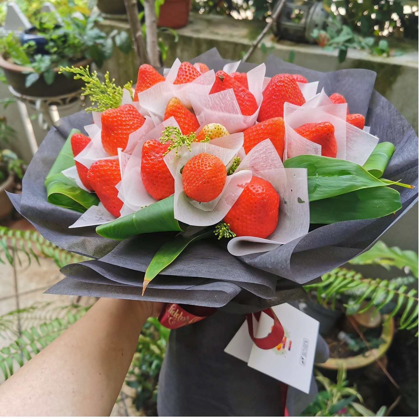 M03 Strawberry Bouquet