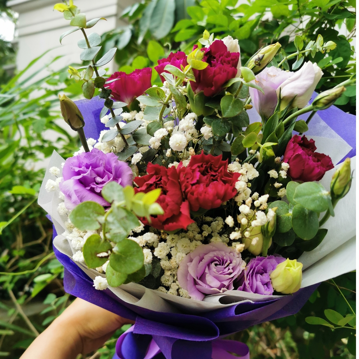 M06 Purple Carnationd Bouquet 