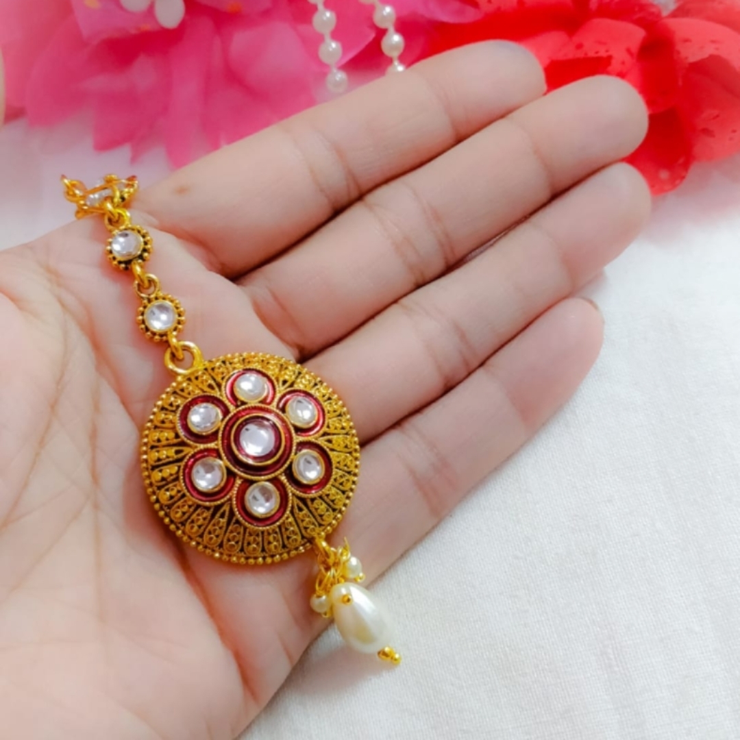 Gold plated Mangtika kundan 