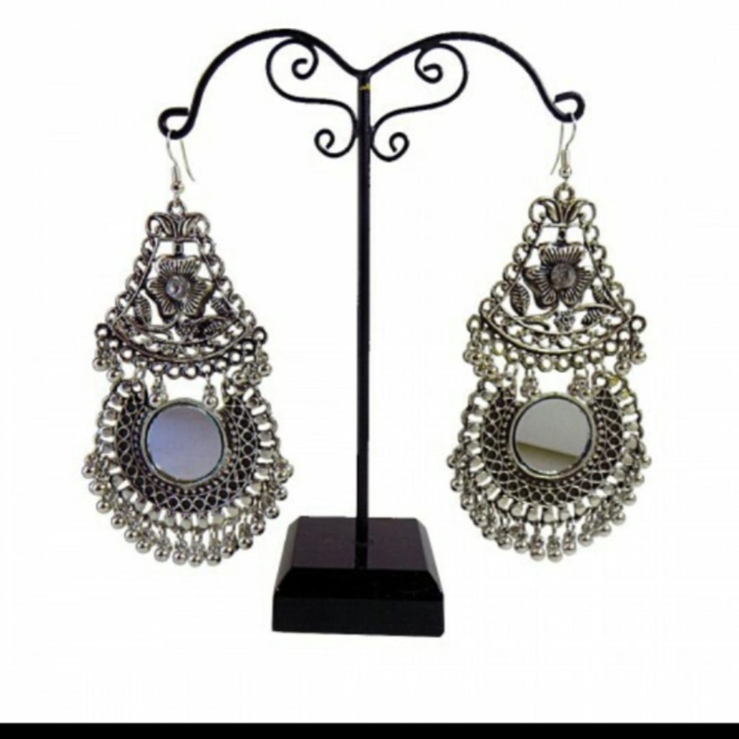 Oxidized double dangle earring 