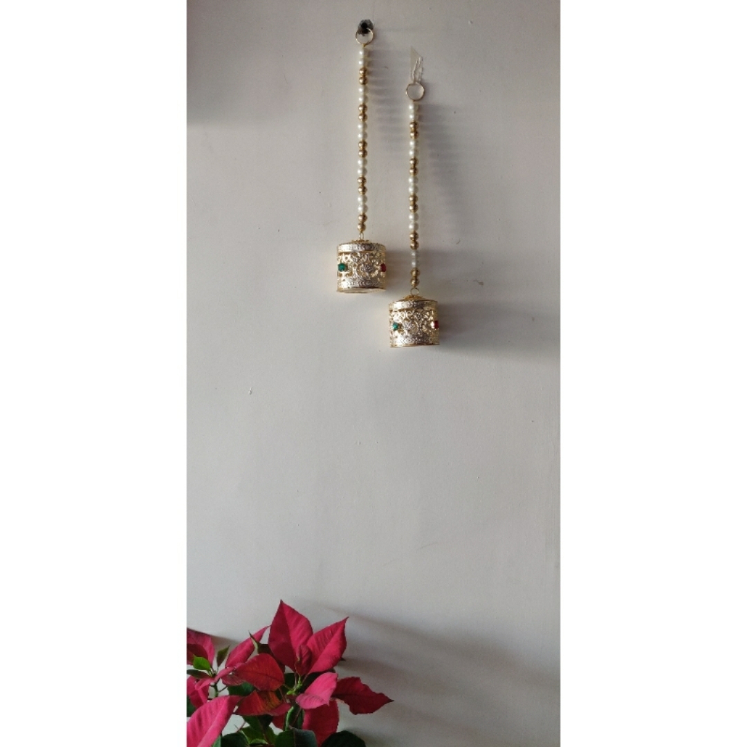 LED hanging with pearl chain