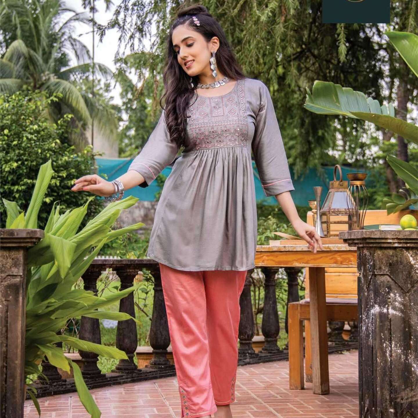 Casual Tops - L XL XXL