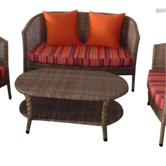 Traditional sofa set