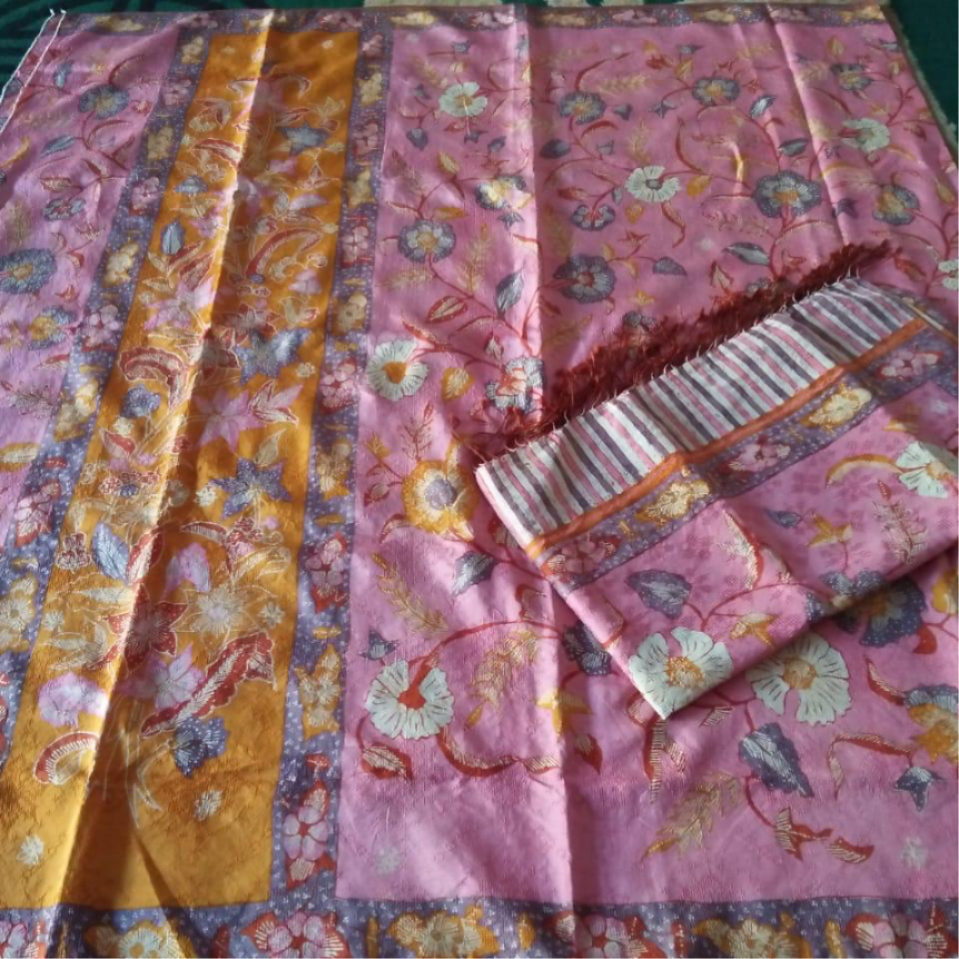 woven silk hand drawn sarong & selendang set