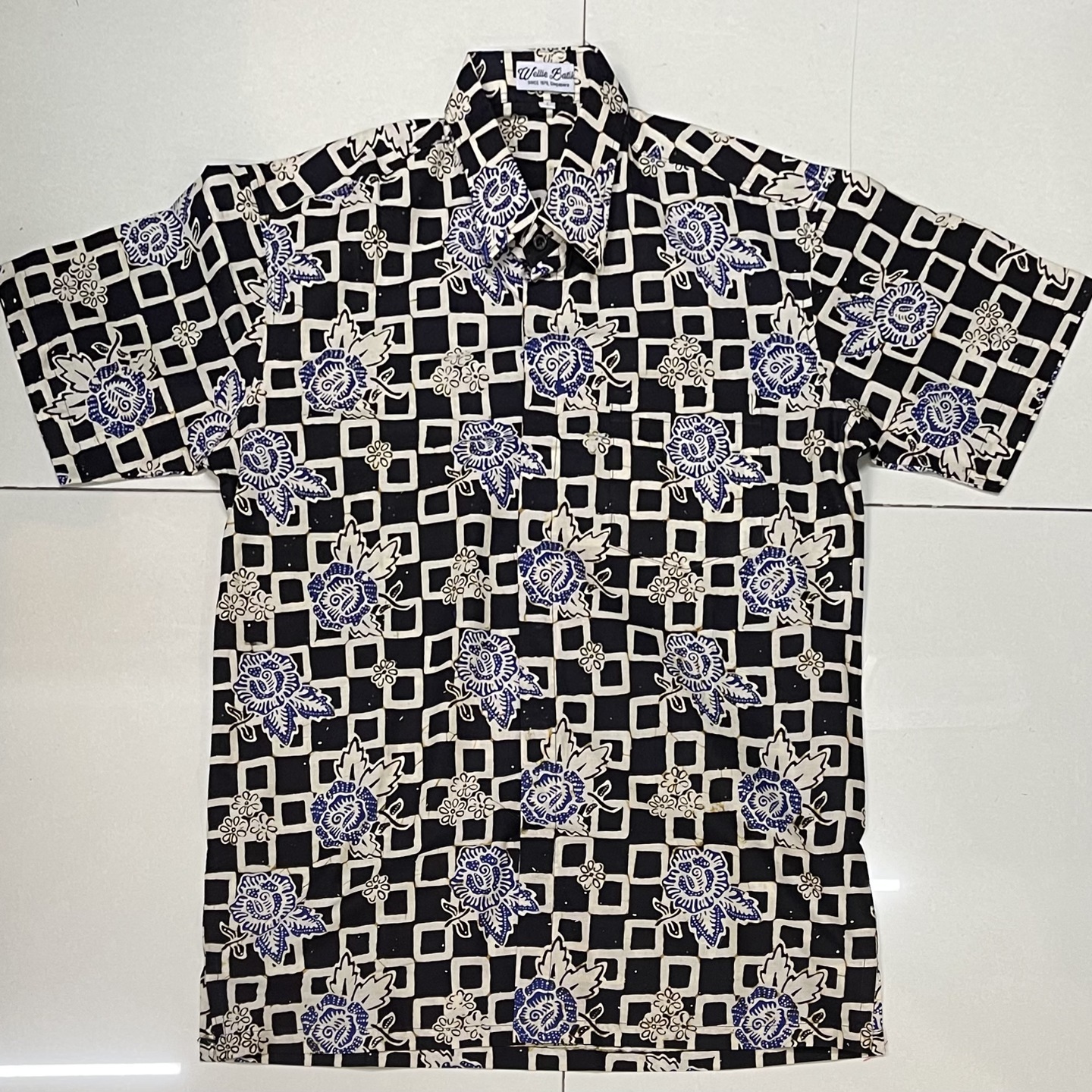 Hand stamped batik shirt ( short sleeves )
