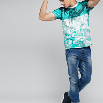 Difference Of OpinionGreen Cotton Graphic Printed T-Shirt OFZ-SCO-111
