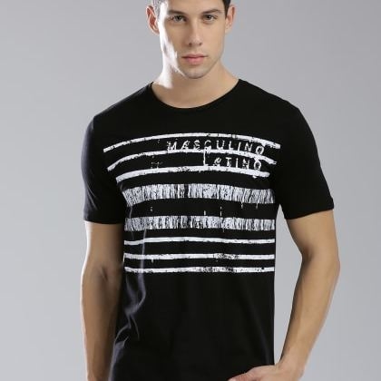 MASCULINO LATINOPrinted Black T-Shirt With Round Neck