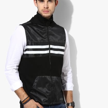 Adamo LondonAsymmetric Hem Hodded Sleeveless Jacket