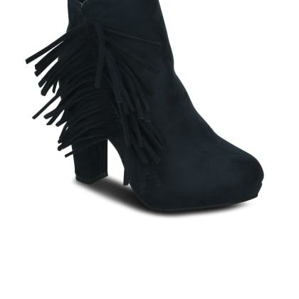 Get GlamrPearl Boots wmb-sku-5