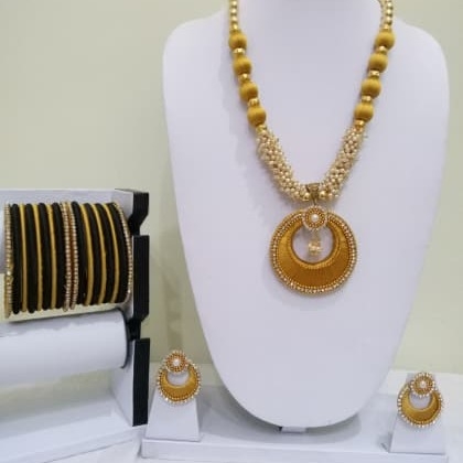 RAINBOWLorial Designed Chandbali Necklace With Bangles & Earings  FAC-SCO-33