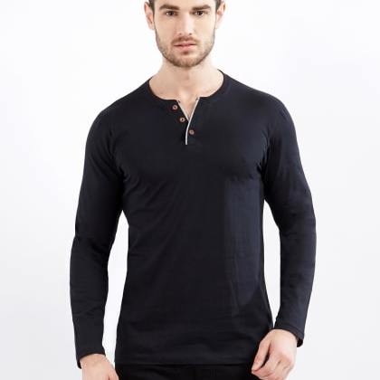 ManiacBlack Solid Fullsleeve Black V-Neck T-Shirt