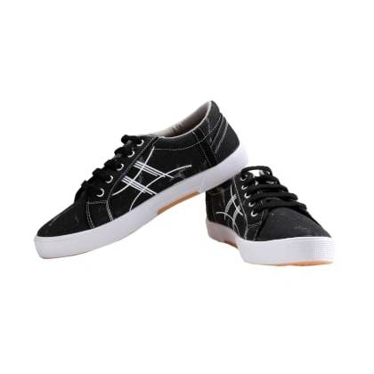 UNISTARBlack Canvas Shoes
