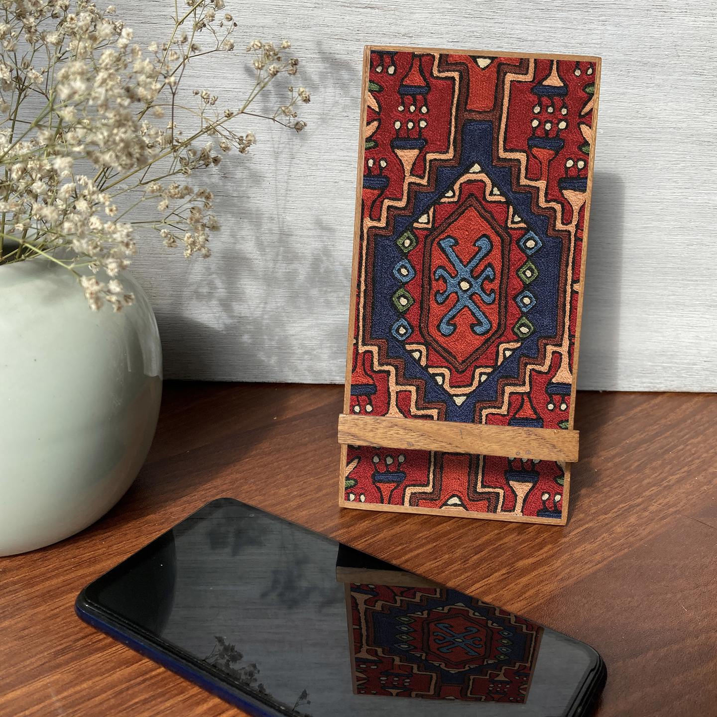 PHONE STAND- Aari Carpet Kashmir
