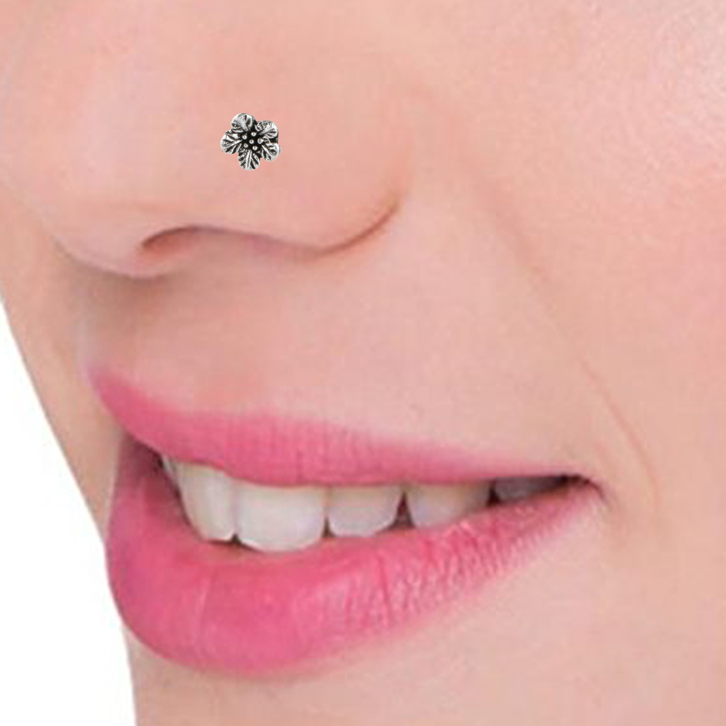 925 Silver Flower Nose pin 