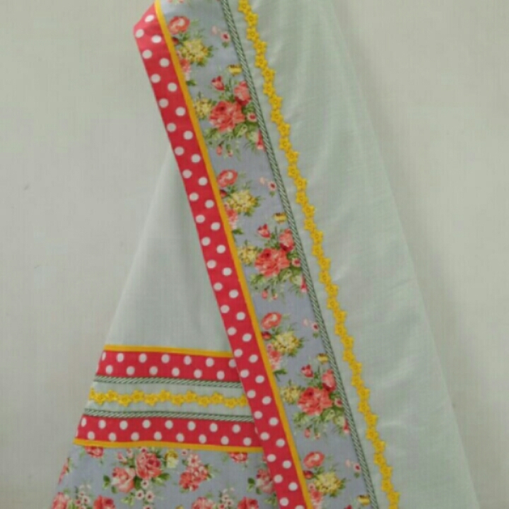 Fog grey cotton material imported panel and guipur