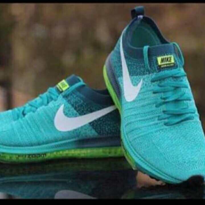 *Nike Zoom All out*
😍Sizes available *41-45*
