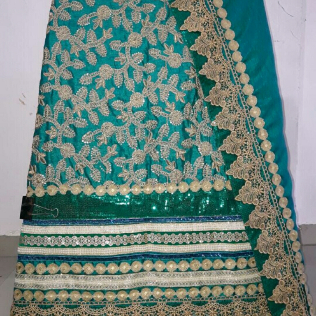 Wedding wear ridas
Bangalori dhupian material
Jari wrk all over done on ghagra.....