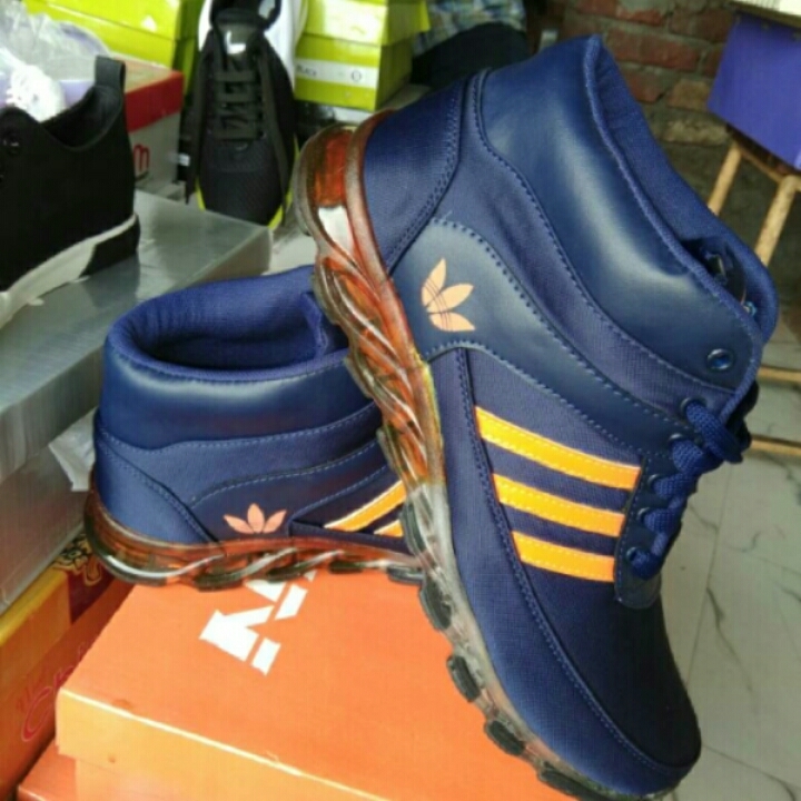 👉🏻Adiddas Shoes
2nd copy 
Good Quality
New article
