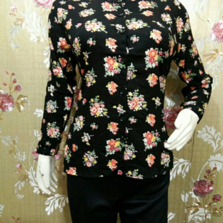 😍 *Attractive Prints* 😍
Shirts
Fabric Reyon Cotton 
