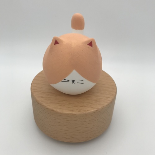 Big Tail Porcelain Cat Music Box Big Moon