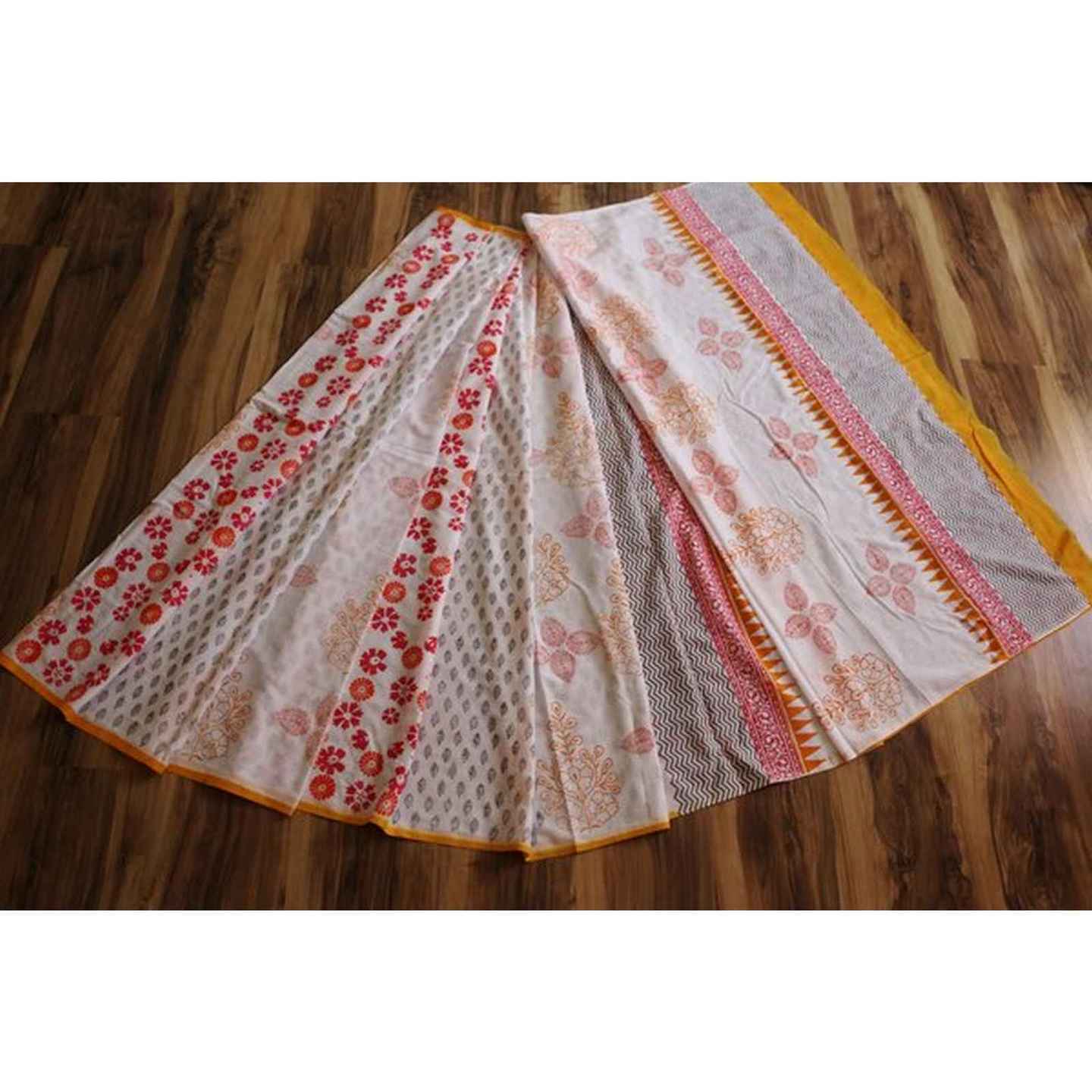 Hand Block Print Saree for Womens Wear  ABSTRACT