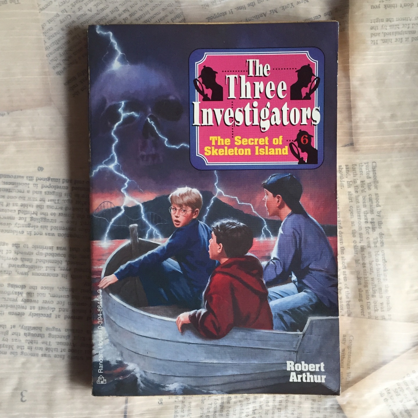 The Three Investigators: The Secret of Skeleton Island by Robert Arthur [Paperback]