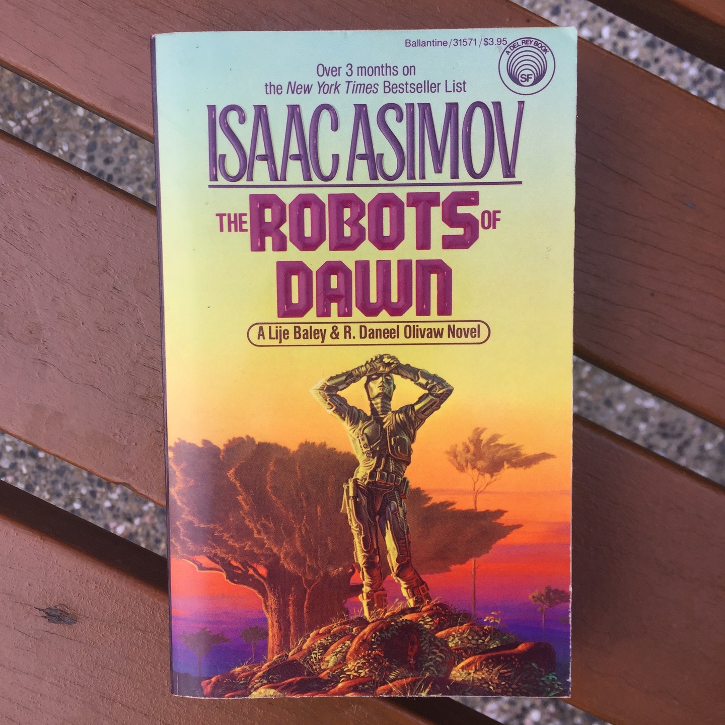 The Robots of Dawn by Isaac Asimov [Paperback]