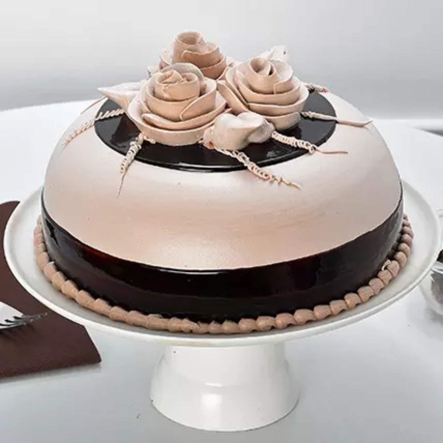 1/2 Kg, Special Chocolate Cake, Free Delivery