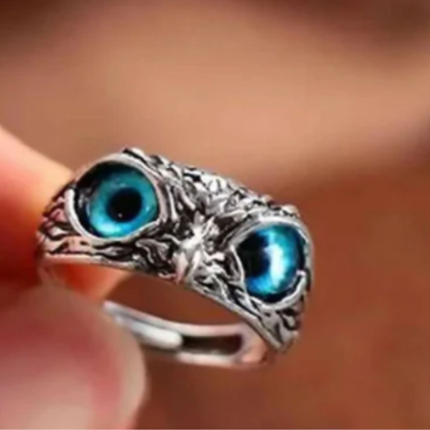 STAINLESS STILL OWL RING ADJUSTABLE SIZE