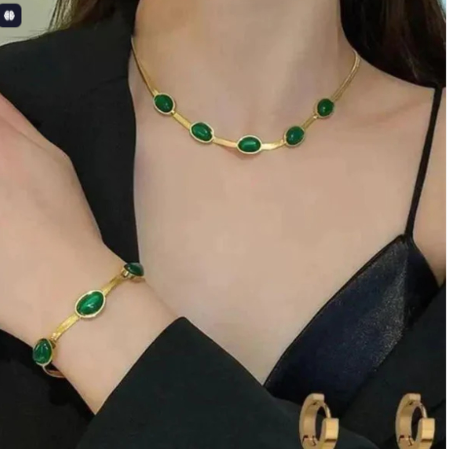 Green Crystal Pendant Earrings With Bracelet (3 Pcs Set)