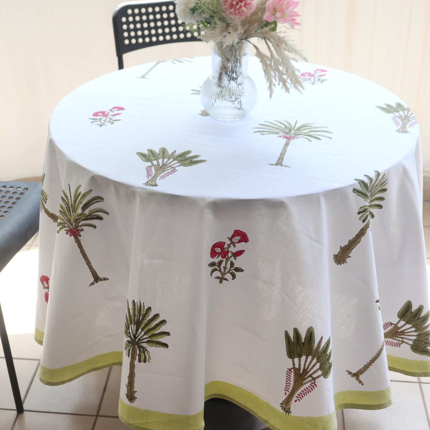 Palm Tree 150cms x 150cms Round Table Cloth