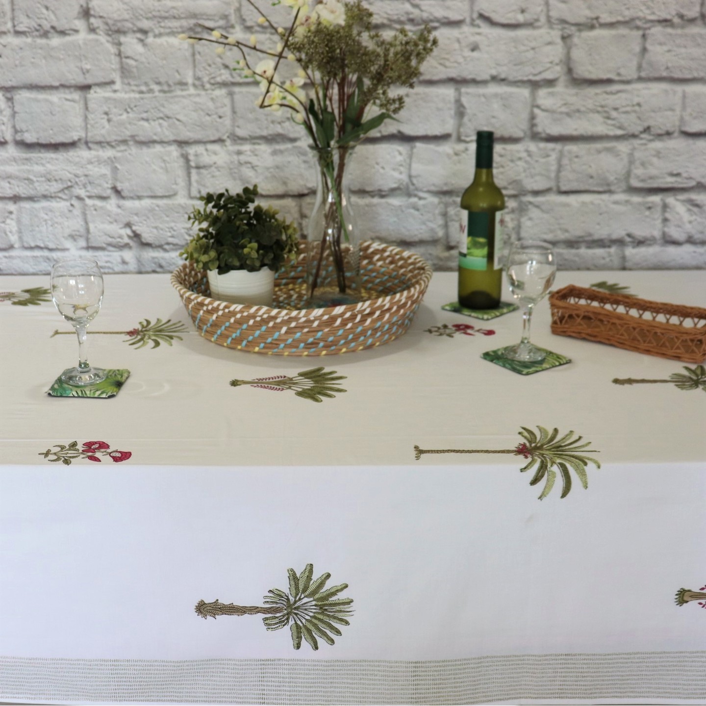 Palm Tree 6 Seater Table Cloth
