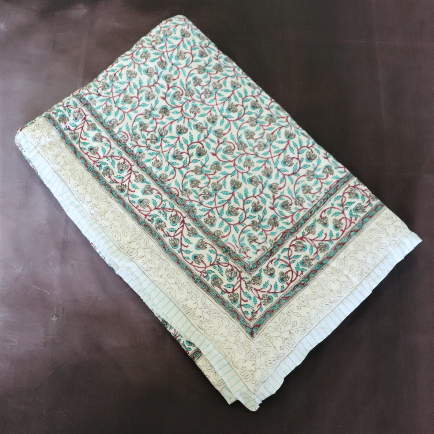 Neelkamal Double Quilt