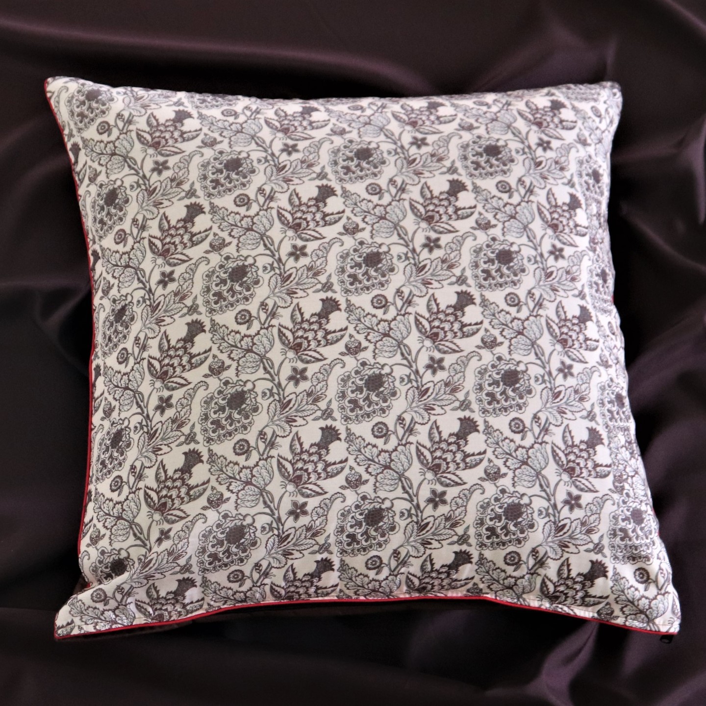 Brinda 60cmsx60cms Cushion Cover
