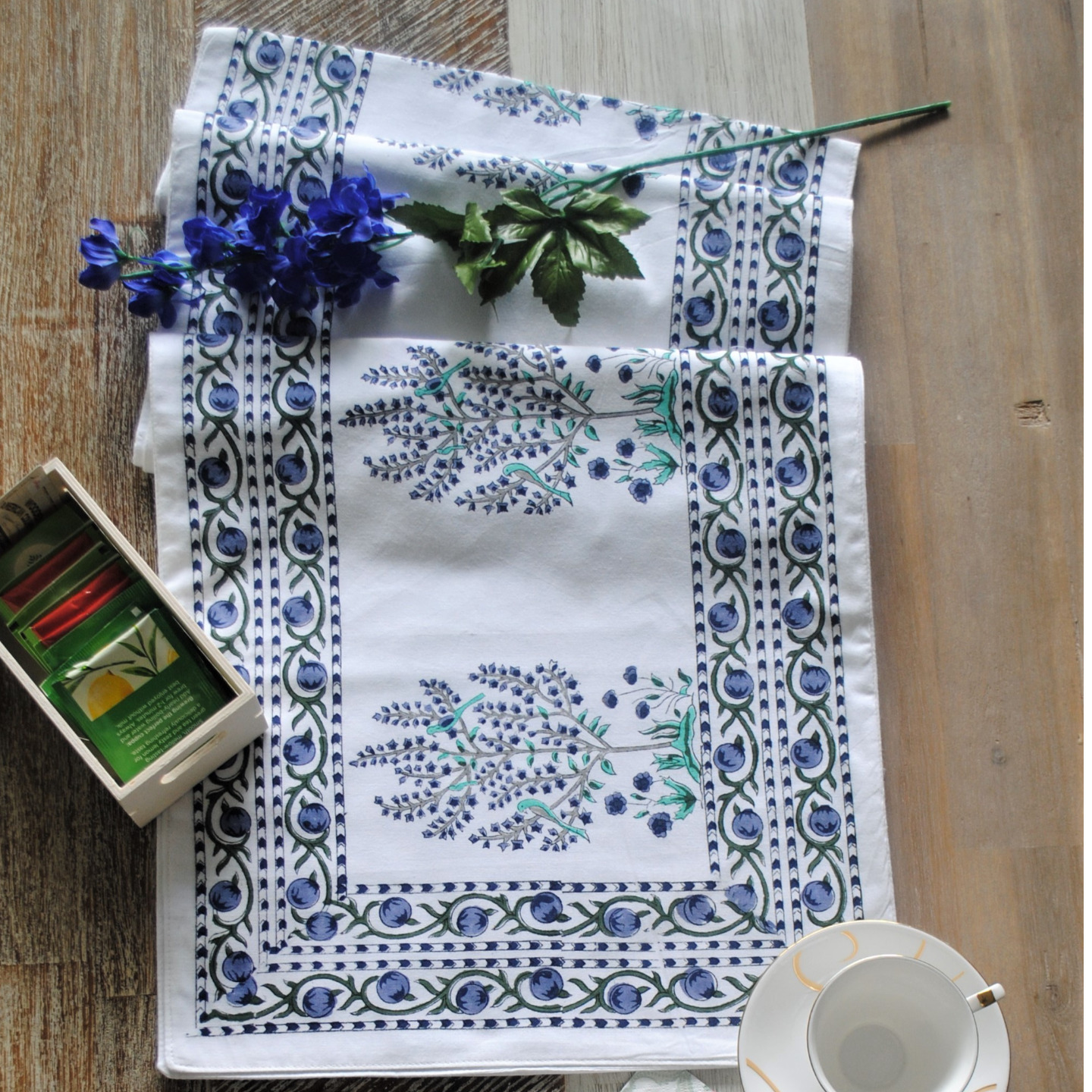 Firdaus Table Runner