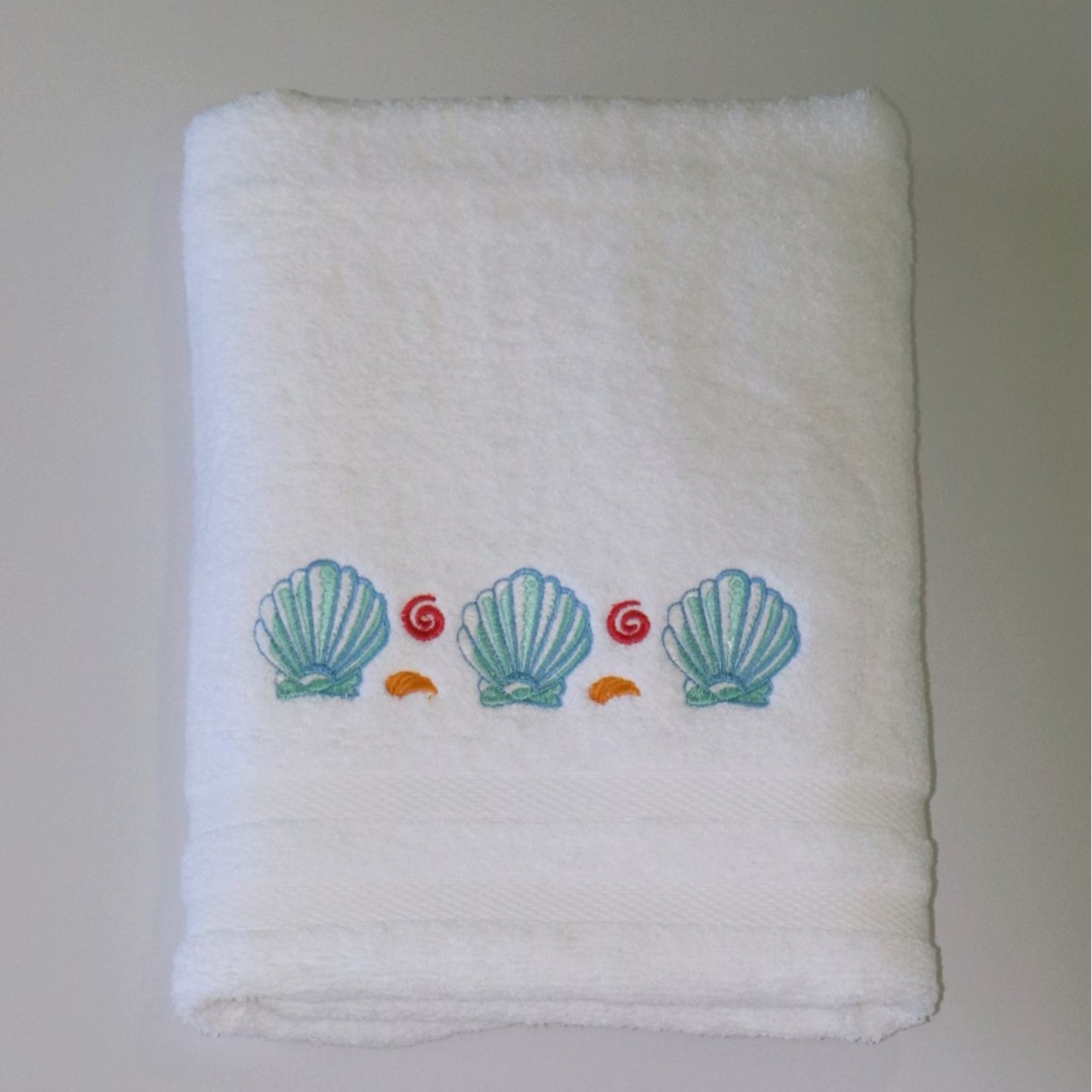 Sea Shells Embroidered Cotton Bath Towel