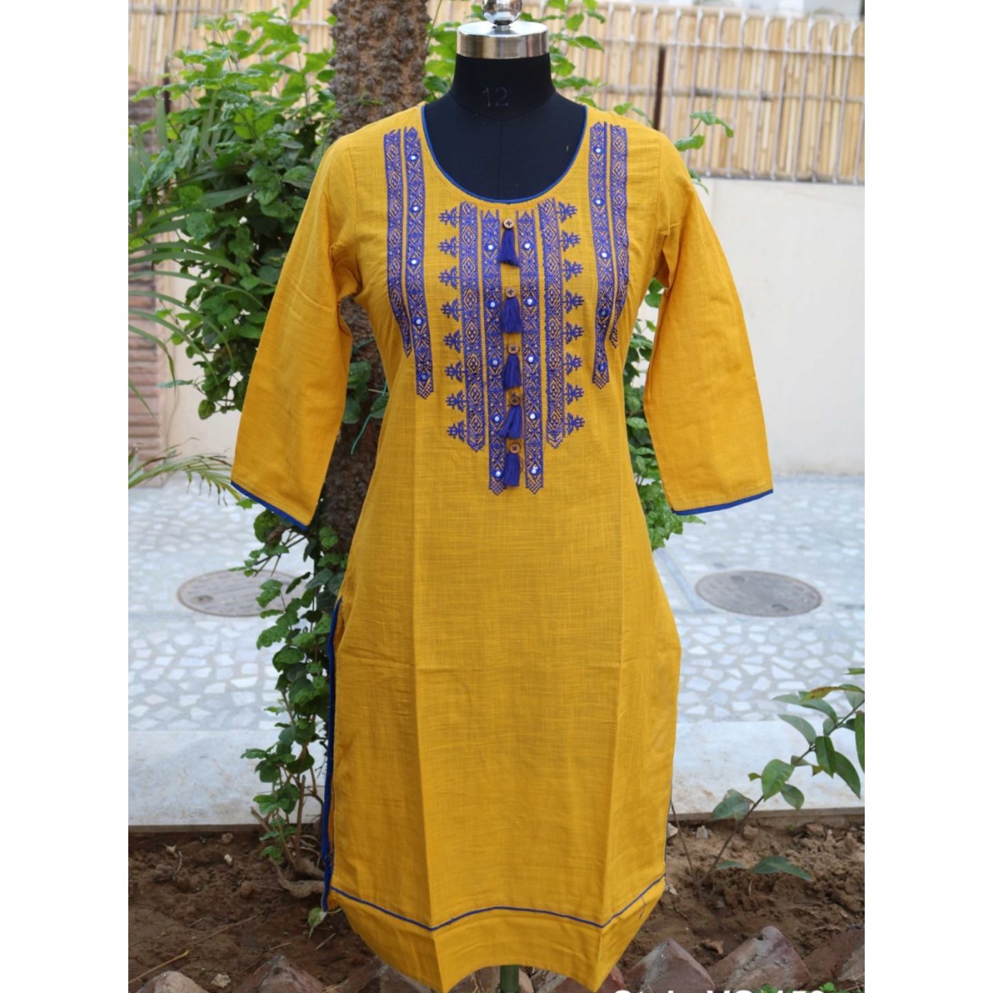 Embroidered kurti