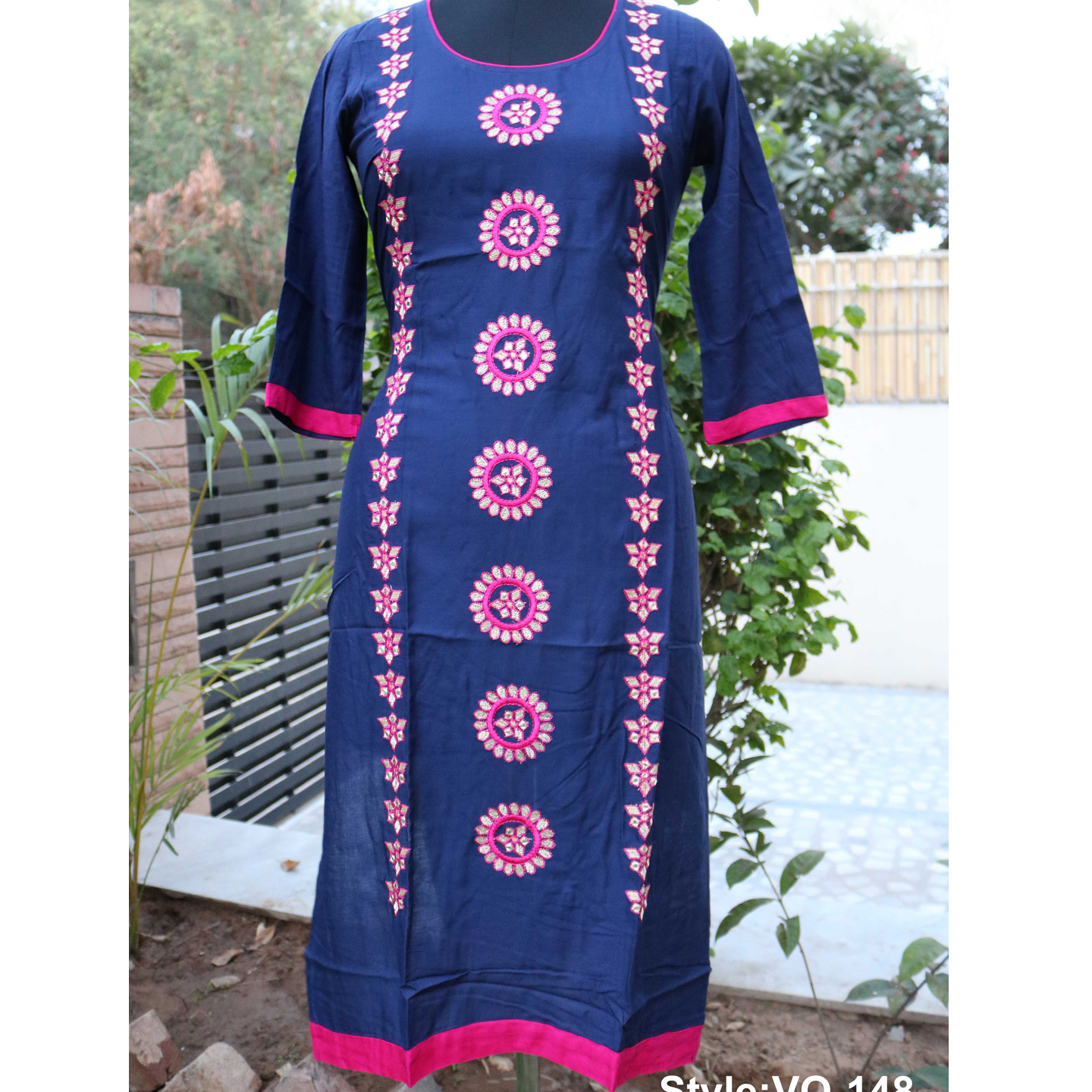 Blue embroidered kurta